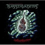 BASSINVADERS