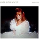 KNIFE IN THE WATER